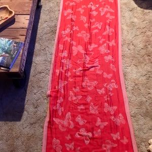 Designer:  Salvatore Ferragamo Scarf